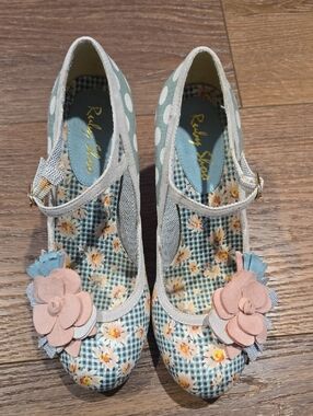 RUBY SHOO MARY JANE FLORAL POLKA DOT RETRO HEELS SIZE 5/38... #7971